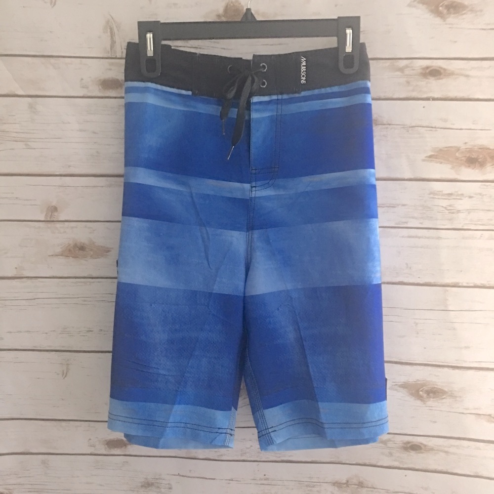 Maui and Sons black 4 way Stretch Shark 🦈‎